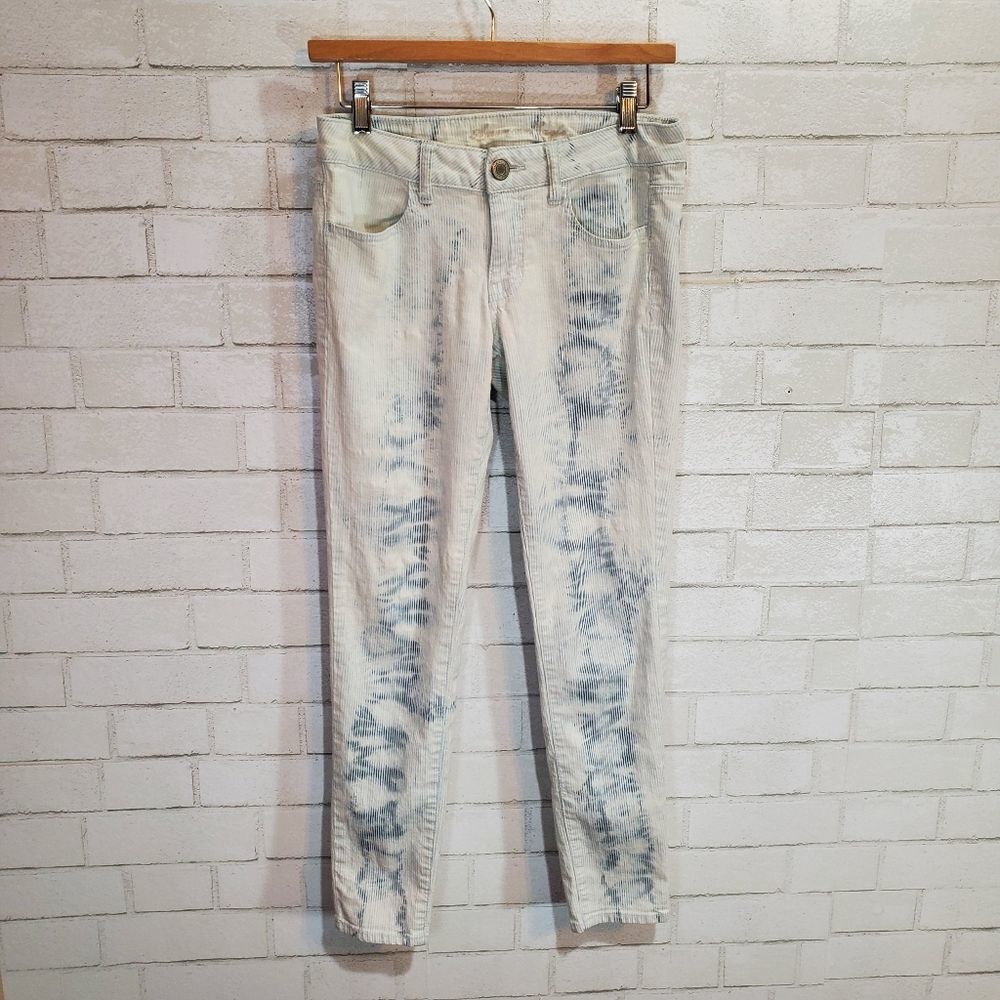 AEO distressed style jeggings‎